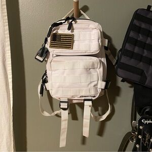 WOLFPAK 9L mini white backpack
